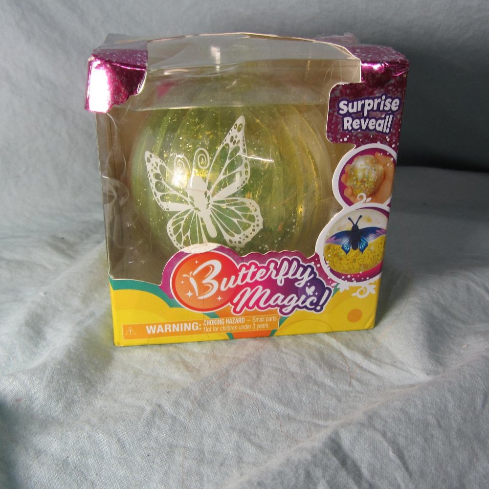 grin studios butterfly magic mystery blind box NIB discontinued (w1927)